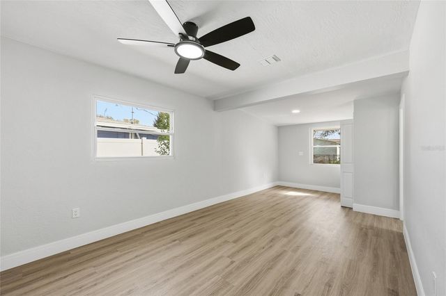 5550 5TH WAY S, St Petersburg, FL 33705