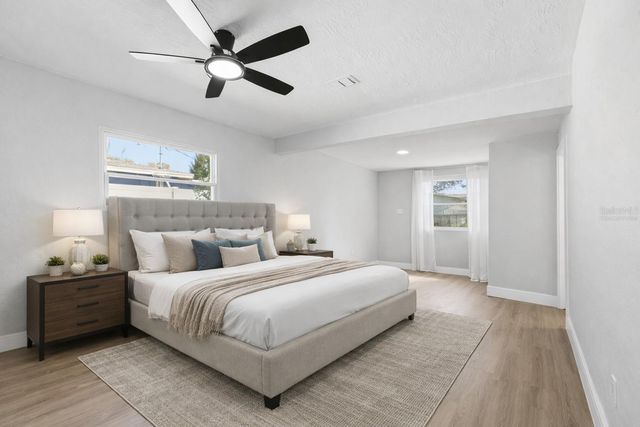 5550 5TH WAY S, St Petersburg, FL 33705