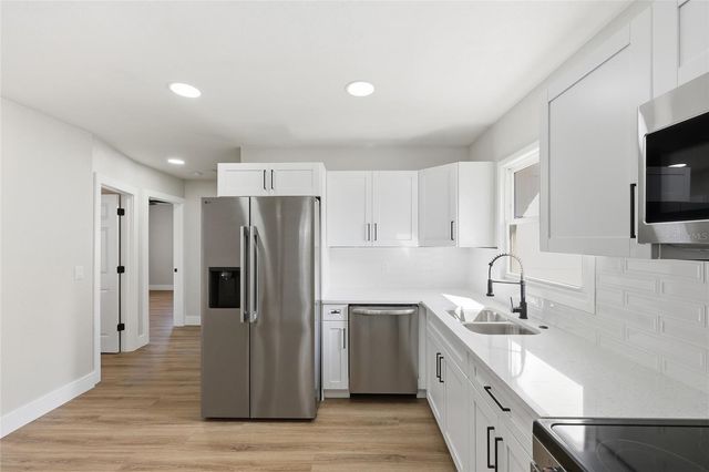 5550 5TH WAY S, St Petersburg, FL 33705