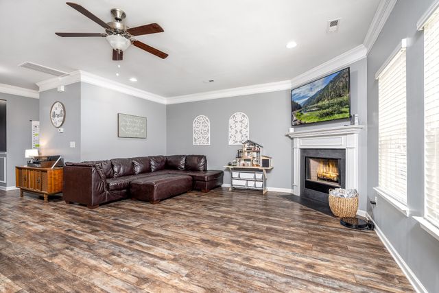 1862 Wendy Blvd, Columbia, TN 38401