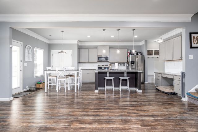 1862 Wendy Blvd, Columbia, TN 38401