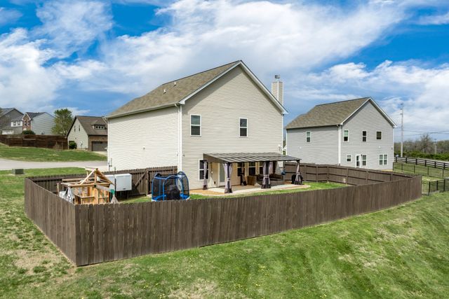 1862 Wendy Blvd, Columbia, TN 38401