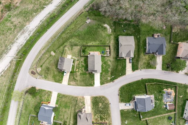 1862 Wendy Blvd, Columbia, TN 38401