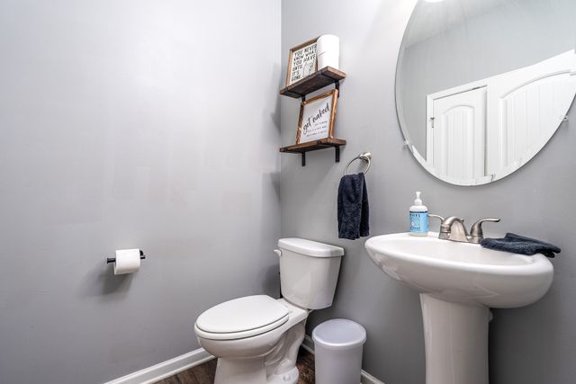 1862 Wendy Blvd, Columbia, TN 38401