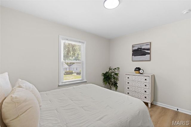 10509 Saint Henry Lane, St Ann, MO 63074