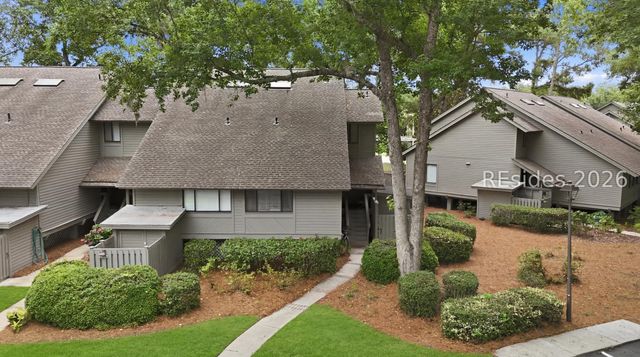 60 Carnoustie Rd Apt 982, Hilton Head Island, SC 29928