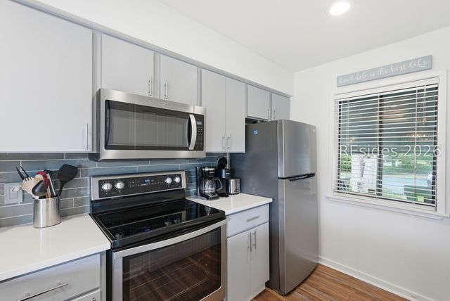 60 Carnoustie Rd Apt 982, Hilton Head Island, SC 29928