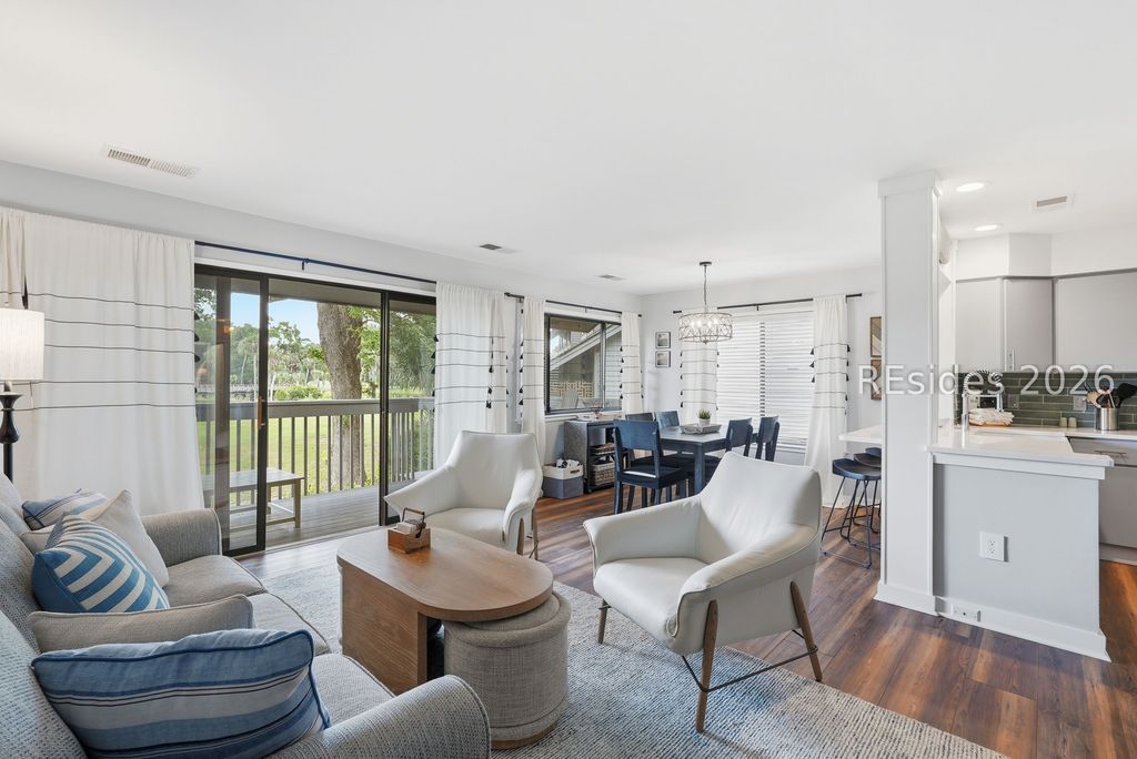 60 Carnoustie Rd Apt 982, Hilton Head Island, SC 29928