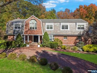 42 Pine Terrace, Demarest, NJ 07627