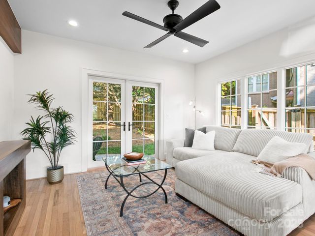 18 Normandy Road, Asheville, NC 28803