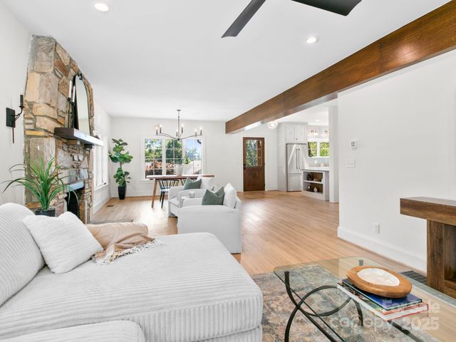 18 Normandy Road, Asheville, NC 28803