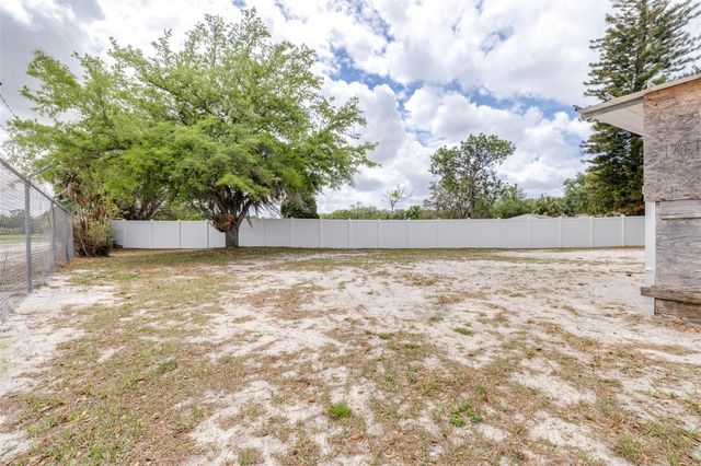5847 RED FOX DRIVE, Winter Haven, FL 33884
