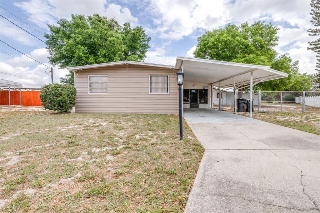 5847 RED FOX DRIVE, Winter Haven, FL 33884