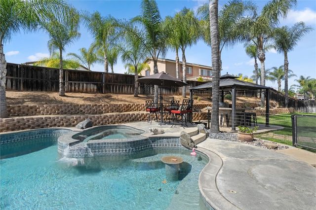 29093 Hydrangea, Murrieta, CA 92563