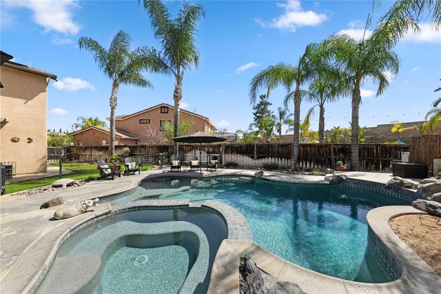 29093 Hydrangea, Murrieta, CA 92563