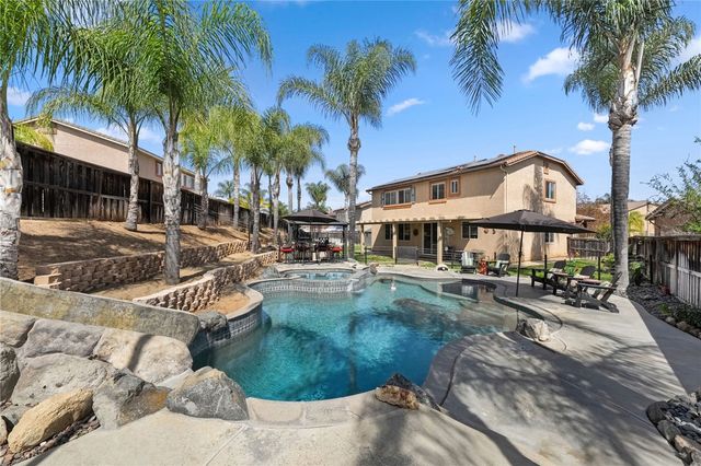 29093 Hydrangea, Murrieta, CA 92563