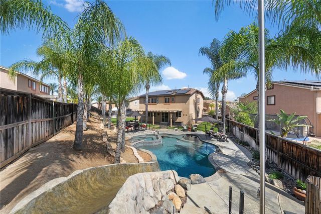 29093 Hydrangea, Murrieta, CA 92563