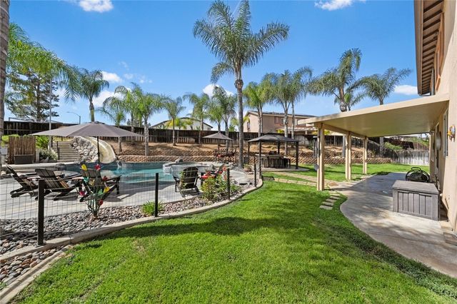 29093 Hydrangea, Murrieta, CA 92563