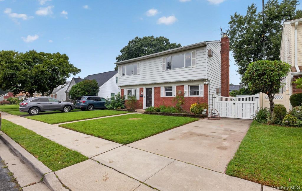 179 Sterling Road, Elmont, NY 11003 — photo 2