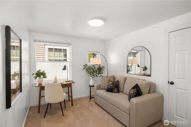 1827 Parade Grounds Avenue NE, Bainbridge Island, WA 98110