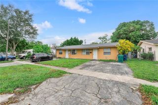 5620 NW 14th Ct, Lauderhill, FL 33313