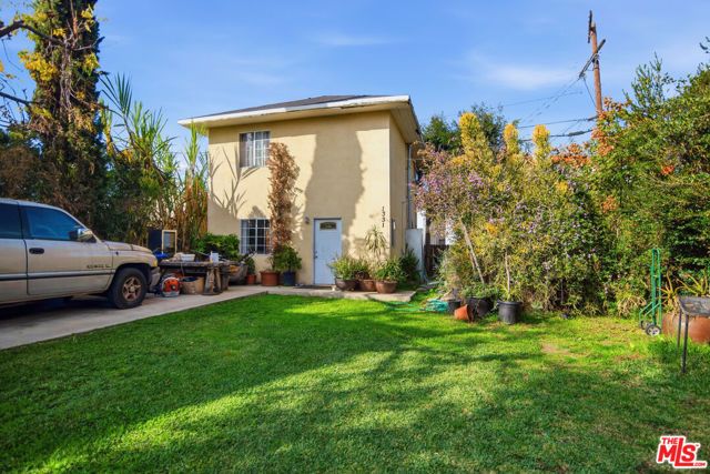 1331 12th Avenue, Los Angeles, CA 90019