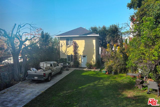 1331 12th Avenue, Los Angeles, CA 90019