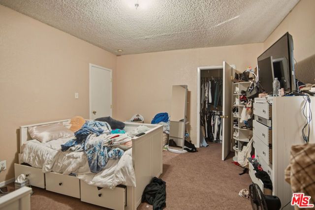 1331 12th Avenue, Los Angeles, CA 90019