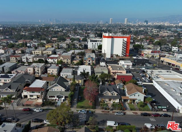 1331 12th Avenue, Los Angeles, CA 90019