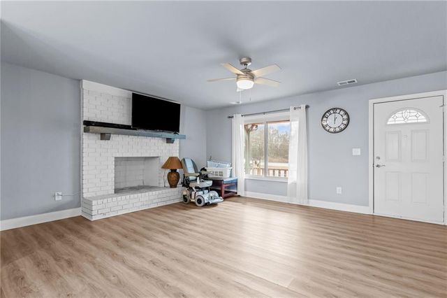 3685 Settingdown Road, Cumming, GA 30028