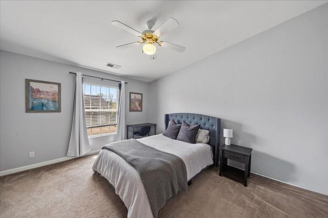 112 Parkside Drive, Florence, KY 41042