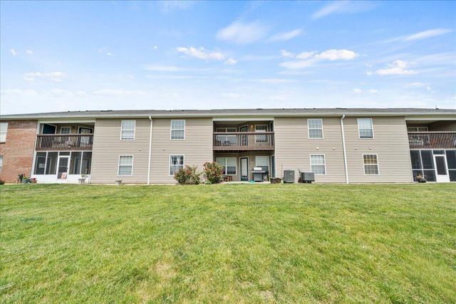 112 Parkside Drive, Florence, KY 41042