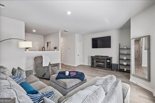 2641 Parrish Court, Lithonia, GA 30038