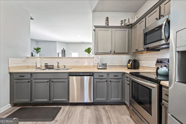 2641 Parrish Court, Lithonia, GA 30038