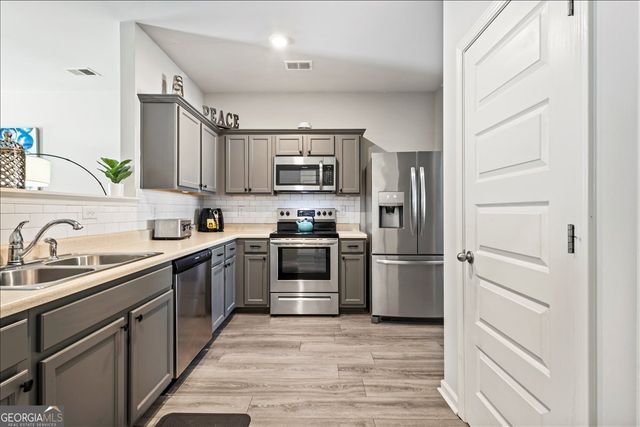 2641 Parrish Court, Lithonia, GA 30038