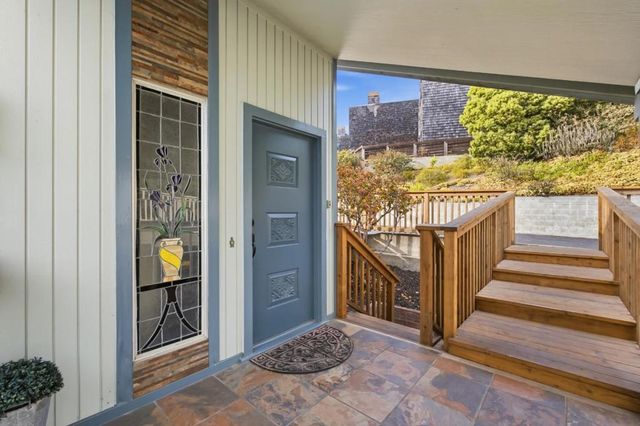 613 Farallon Avenue, Pacifica, CA 94044