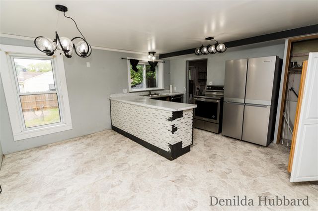 205 N Lincoln Avenue, Lakeview, MI 48850