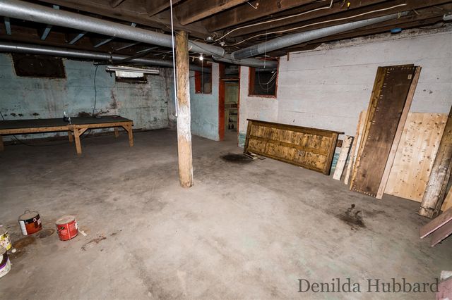 205 N Lincoln Avenue, Lakeview, MI 48850