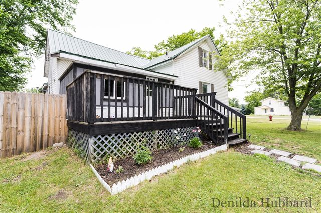 205 N Lincoln Avenue, Lakeview, MI 48850