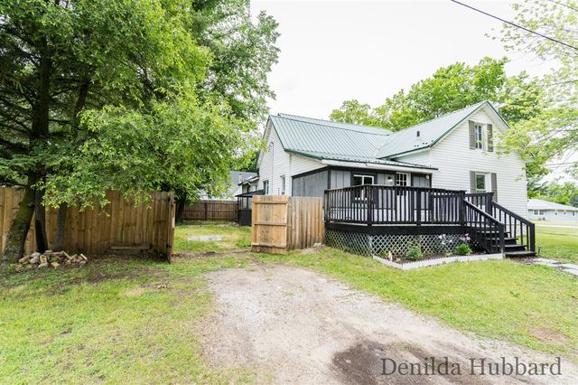 205 N Lincoln Avenue, Lakeview, MI 48850