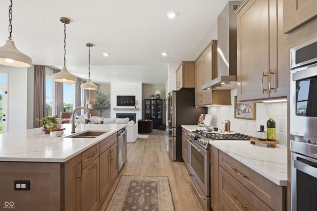 19949 Chatham Green Drive, Westfield, IN 46074
