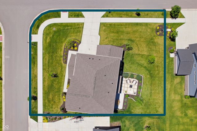 19949 Chatham Green Drive, Westfield, IN 46074