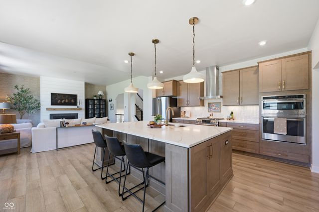 19949 Chatham Green Drive, Westfield, IN 46074