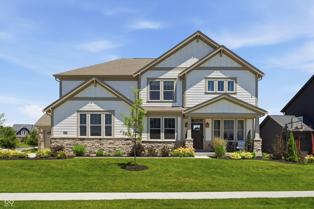 19949 Chatham Green Drive, Westfield, IN 46074