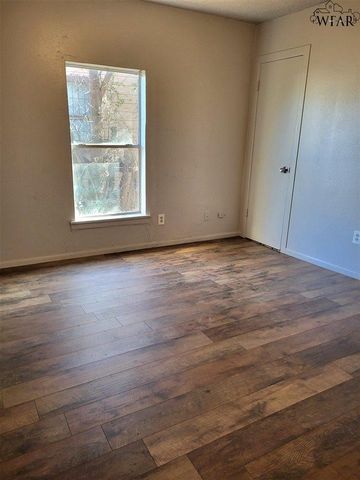 1019 ROOSEVELT STREET, Wichita Falls, TX 76301