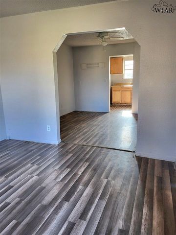 1019 ROOSEVELT STREET, Wichita Falls, TX 76301