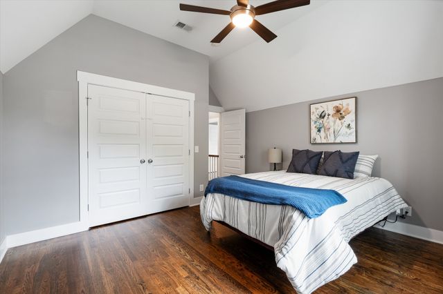 1315 Greenland Ave, Nashville, TN 37216