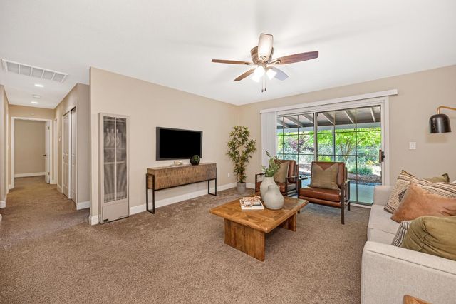 9368 Nevins Way, Orangevale, CA 95662