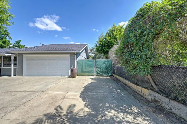 9368 Nevins Way, Orangevale, CA 95662