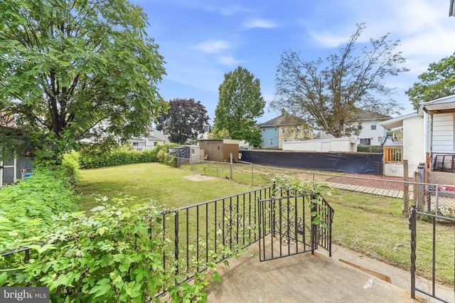122 E BERKLEY AVE, Clifton Heights, PA 19018